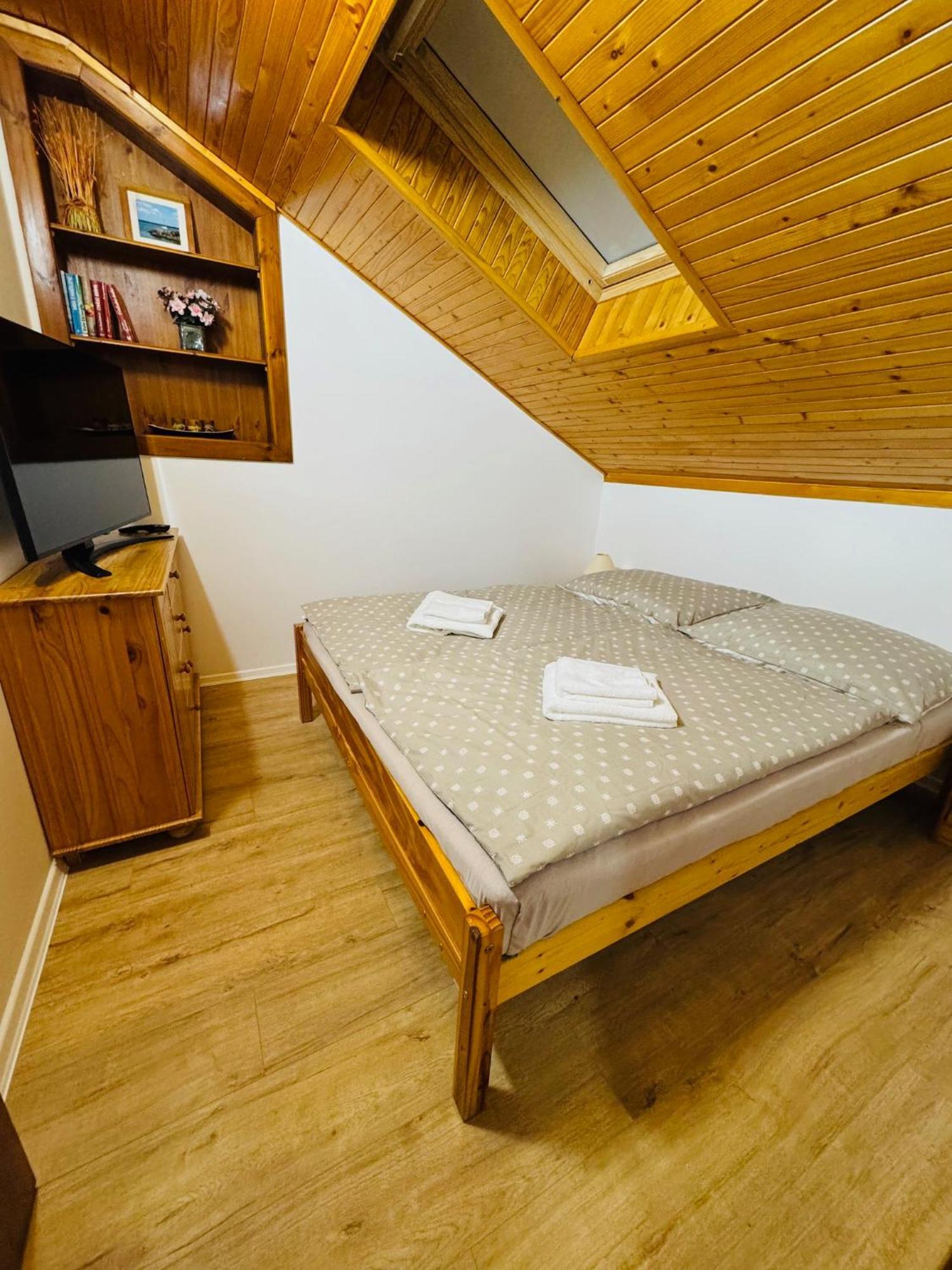 Apartmany Vinné Eksteriør bilde