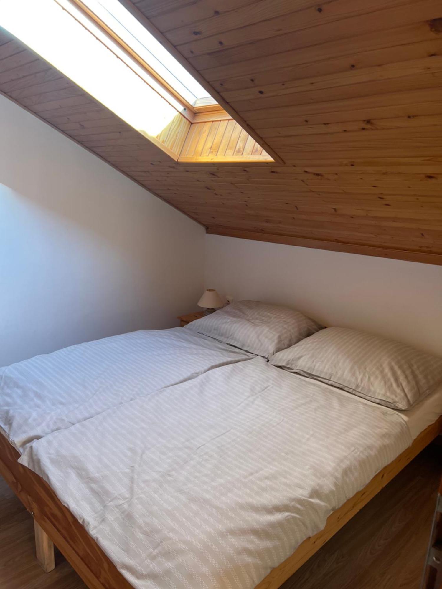 Apartmany Vinné Eksteriør bilde
